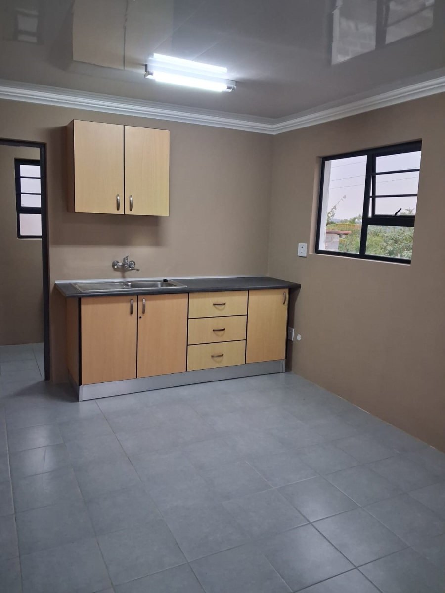 To Let 1 Bedroom Property for Rent in Buffalo Flats Eastern Cape